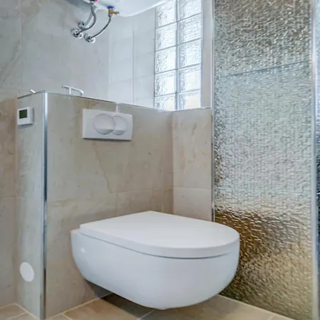 Apartment Ocean Views & Tranquil Living, Cleaning Included Trogir